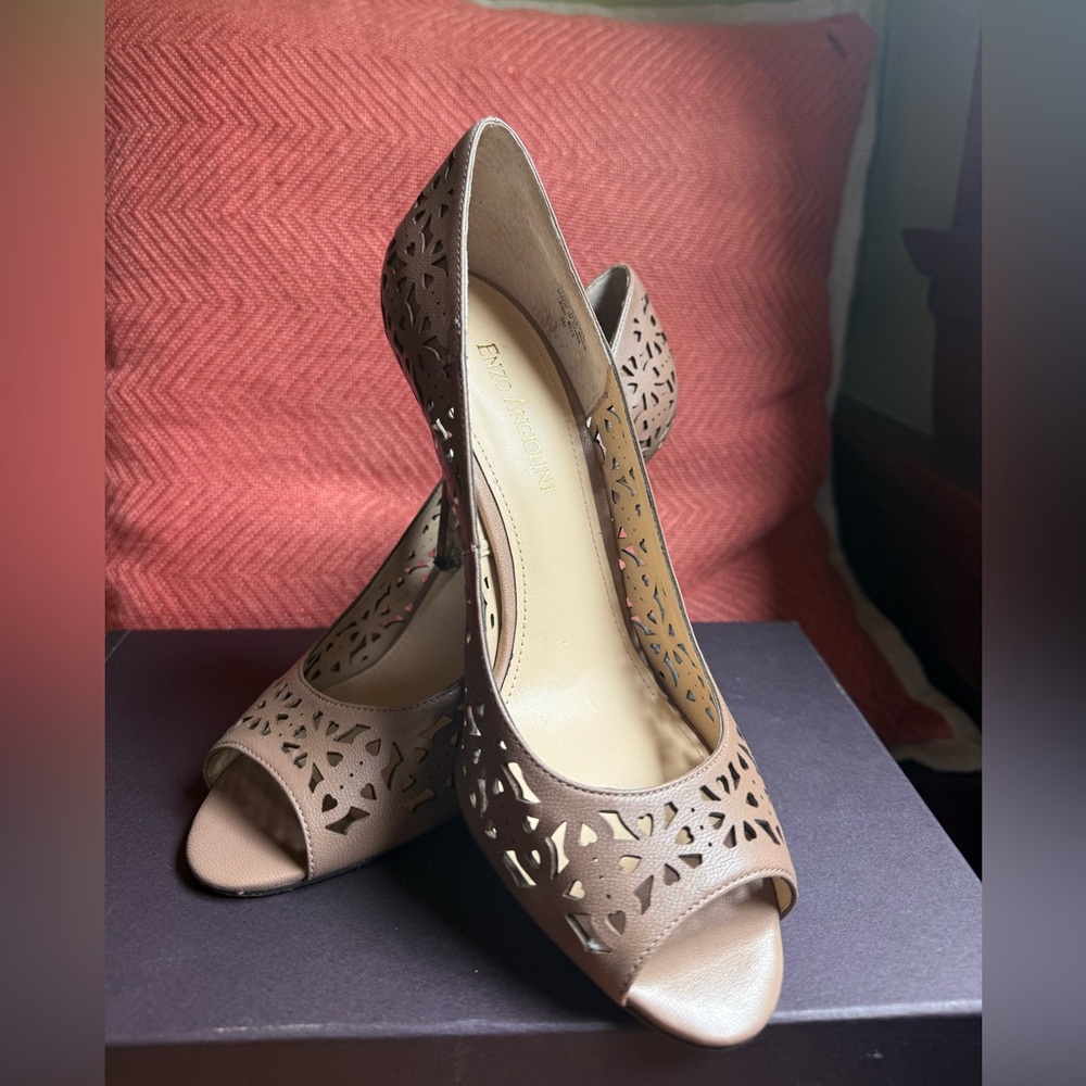 Enzo Angiolini Taupe Cutout Heels - Picture 2 of 7